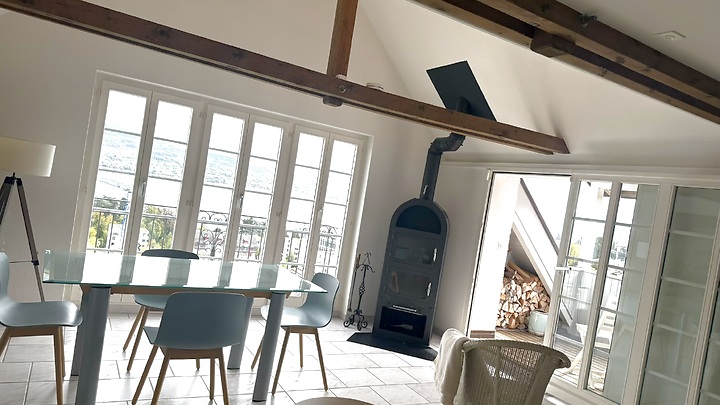 3½ room attic apartment (penthouse) in Horgen (ZH), furnished