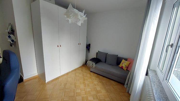 Picture 3