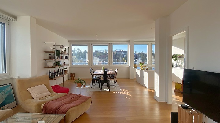 Appartement 4 pièces à Fribourg (FR), meublé, durée déterminée