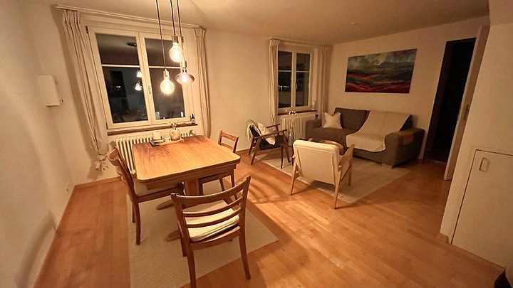 Appartement duplex 5 pièces à Meilen (ZH), meublé, durée déterminée