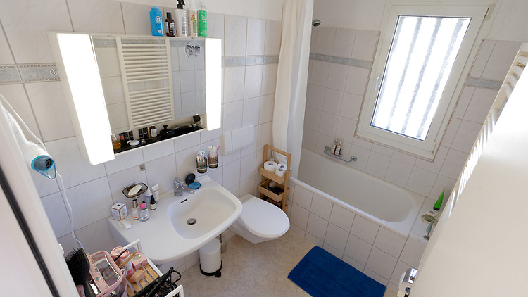 Picture 8
