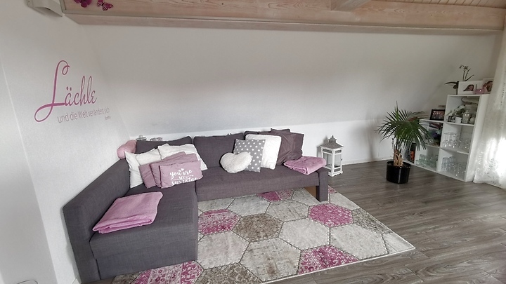 2½ Zimmer-Dachwohnung in Heimberg (BE), möbliert, auf Zeit