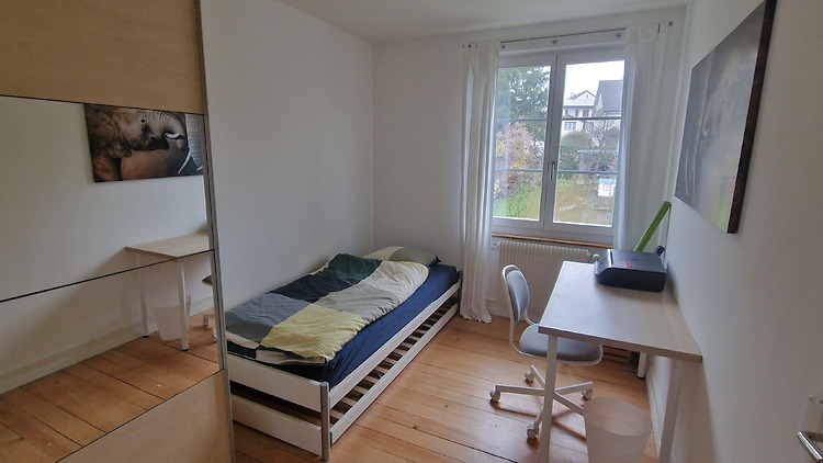Picture 9