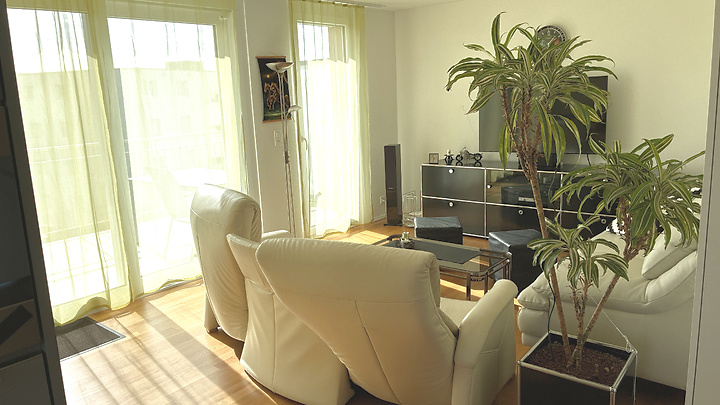 Appartement mansardé 3½ pièces à Kerzers (FR), meublé, durée déterminée